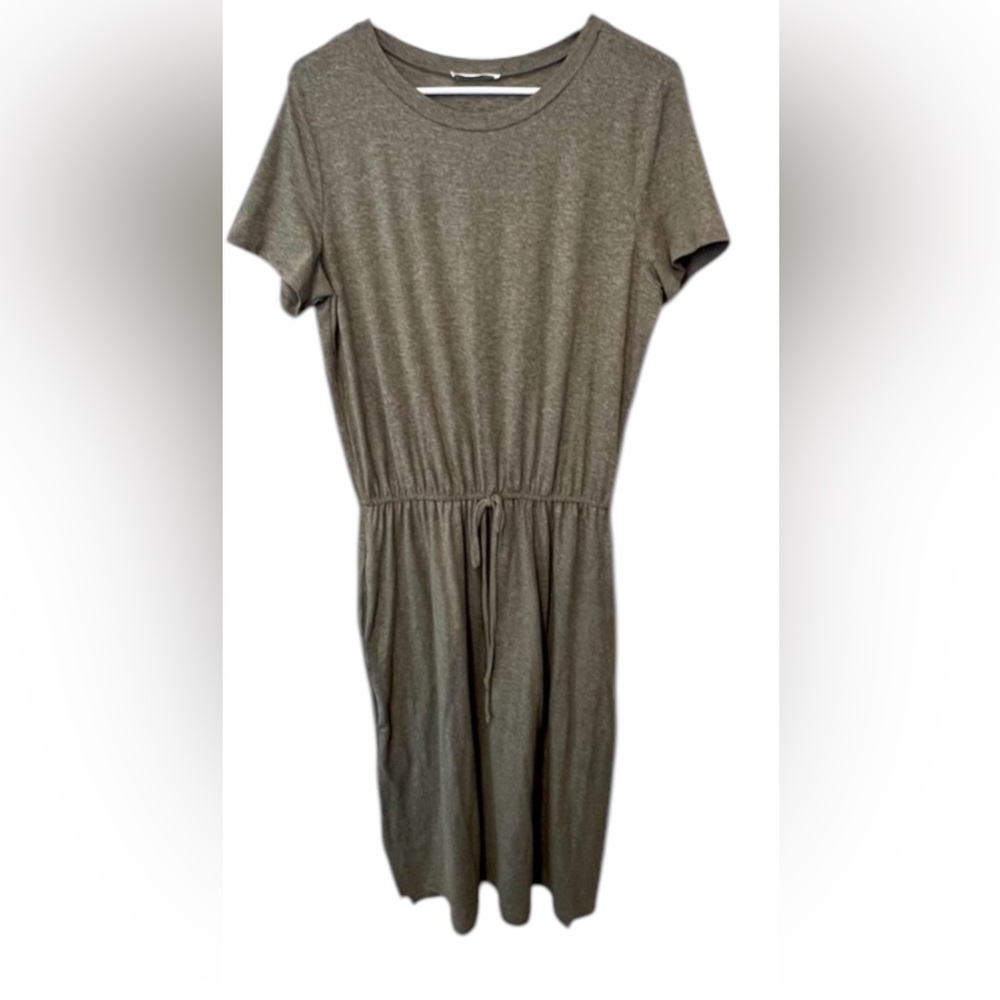 Reborn j t shirt green dress with pockets
